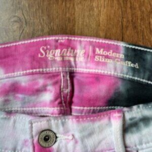 Levi's Signature Cuffed Jeans, Destroyed, NWOT  sz 16 w33